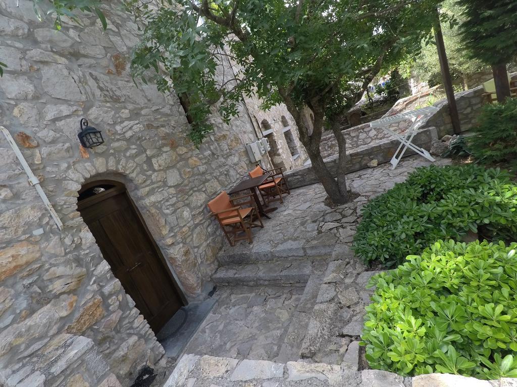 Avgonima All Seasons Hotel Exterior foto